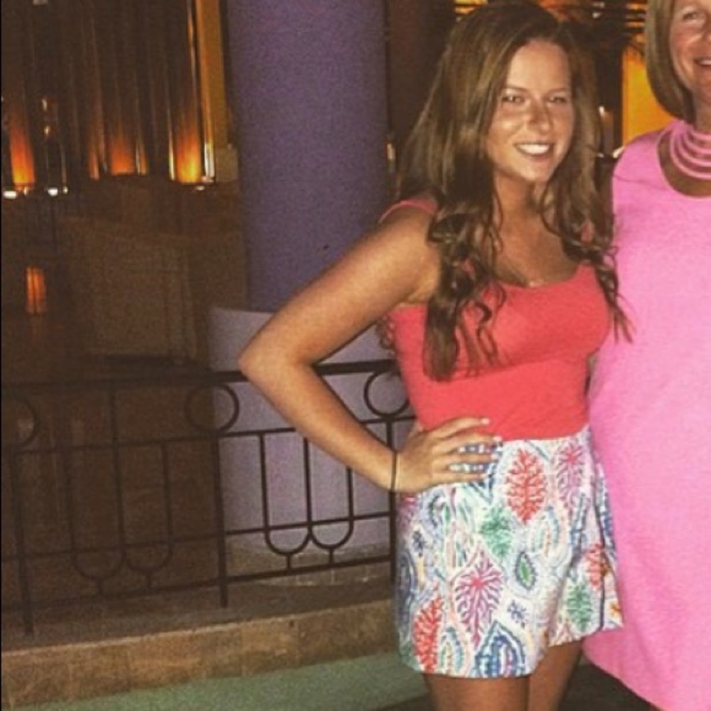 Host Pick ✨ Lilly Pulitzer Skort - Picture 4 of 4